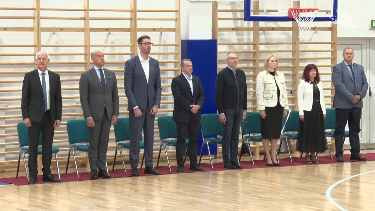 Új létesítmény, régi csapat – Hivatalosan is átadták a BNKK sportcsarnokát